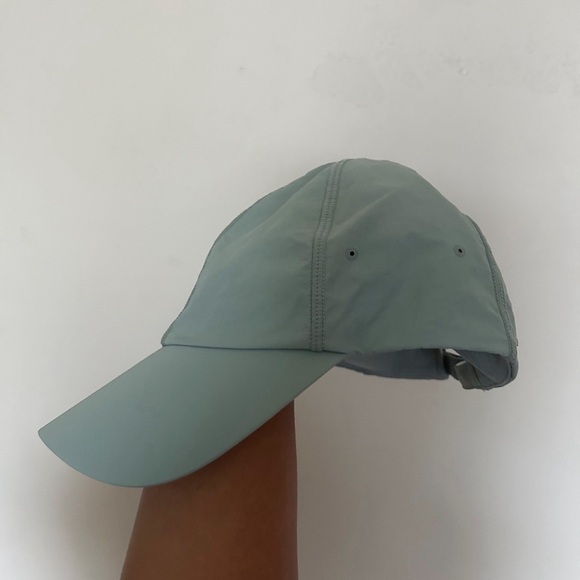 Lululemon Nylon lightweight running cap - Picture 2 of 6